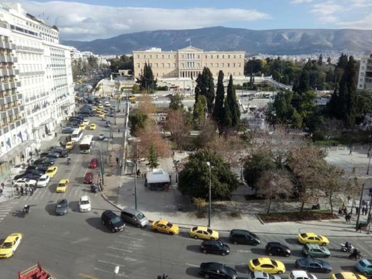 Comfortable Inexpensive Apartmets Near Metro أثينا المظهر الخارجي الصورة